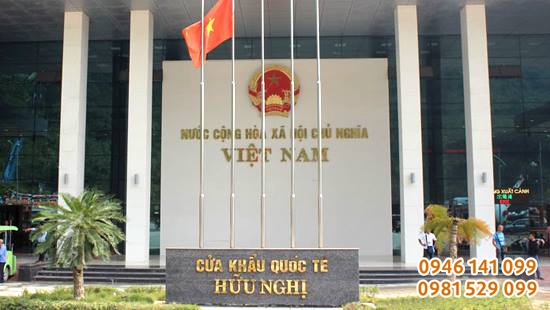 nhận chế tác quốc huy đồng cho cửa khẩu