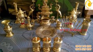Bộ đồ thờ đồng vĩnh tiến.lư vuống cỡ 2 vàng
