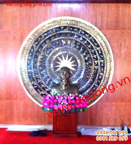 trang trí mặt trống đồng
