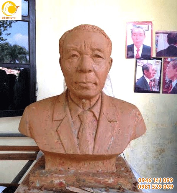 tượng mẫu bằng đất