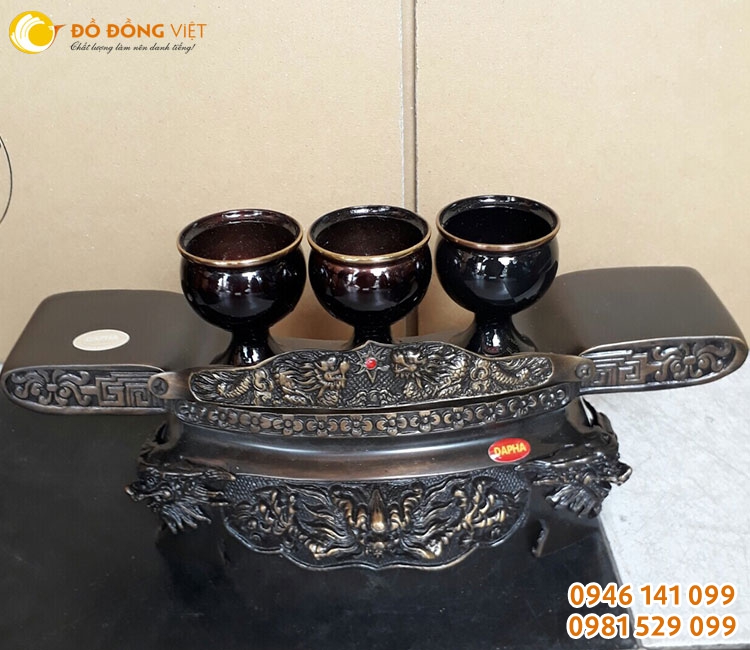 Bộ ngau rồng 3 chén đê rót rượu trên bàn thờ khi cúng đồ mặn