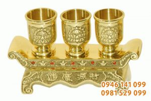 Trên bàn thờ gia tiên cần bày những thứ gì