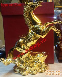 Ngựa đứng tiền ngựa mạ vàng 23cm