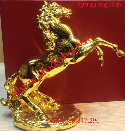 Ngựa đồng cất vó dáng đẹp mạ vàng, quà tặng để bàn phong thủy