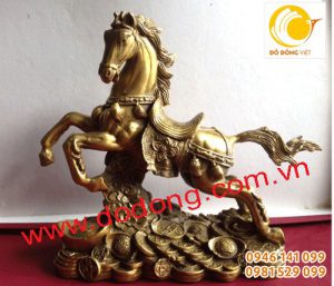 Qùa tặng ngựa phong thủy mạ vàng Đồ đồng mỹ nghệ