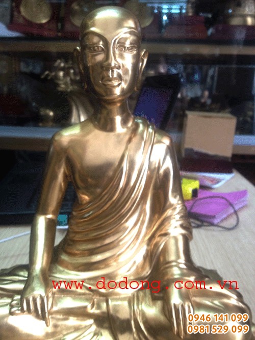 Tượng phật hoàng Trần nhân tông bằng đồng cao 35cm