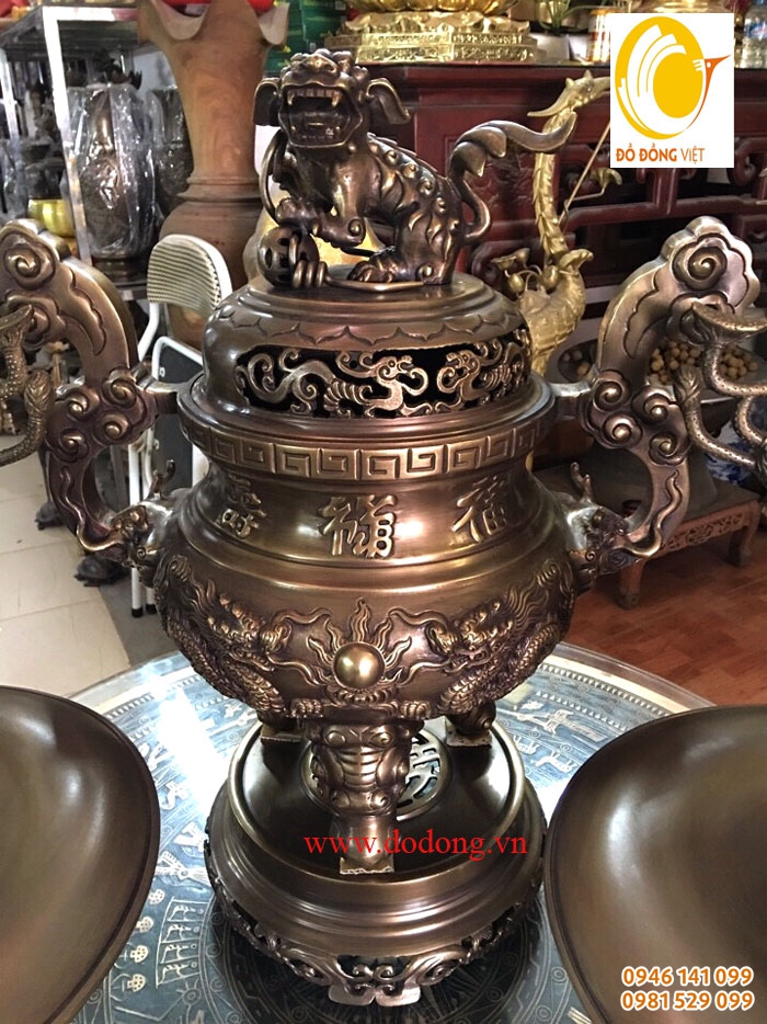 cửa hàng bán đỉnh đồng thờ cúng