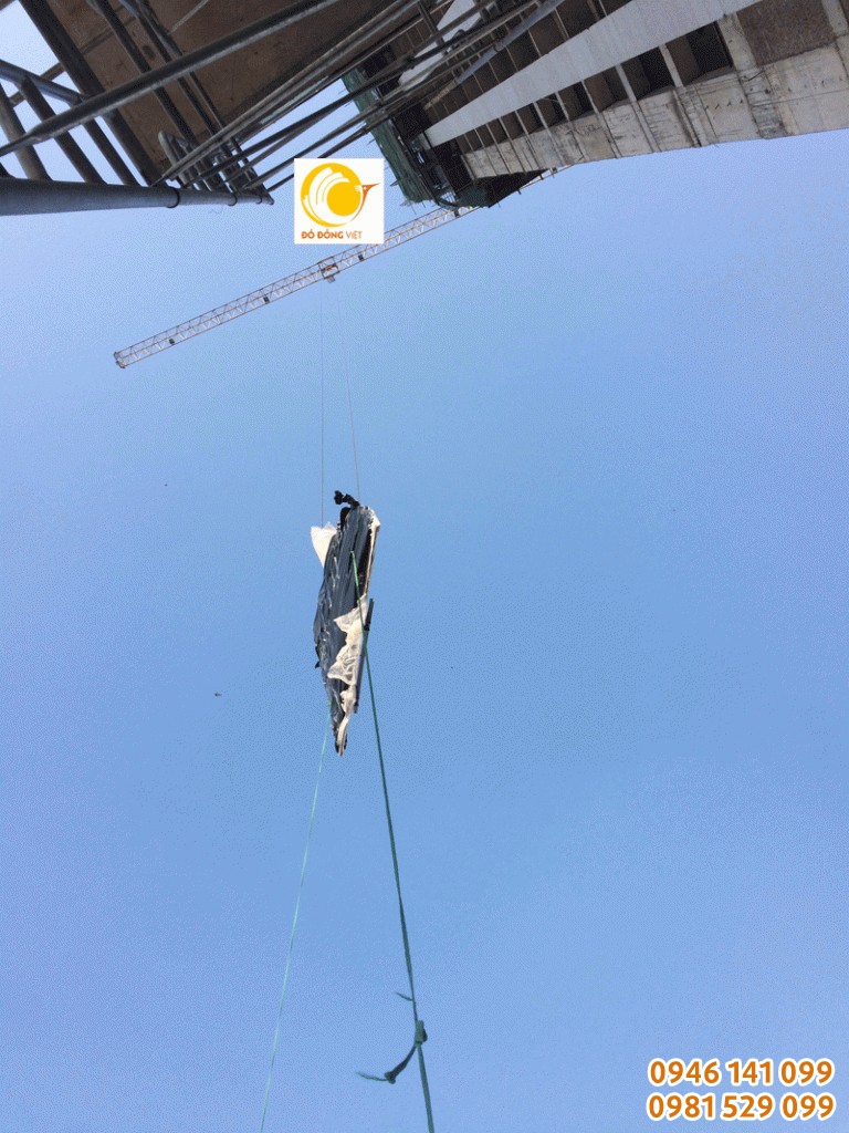Qúa trình vận chuyển lên tòa nhà cao 22 tầng tại Hải Phòng