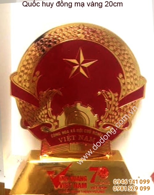 Quốc huy bằng đồng đúc tinh xảo mạ vàng 9999 Quốc huy bằng đồng đúc tinh xảo mạ vàng 9999