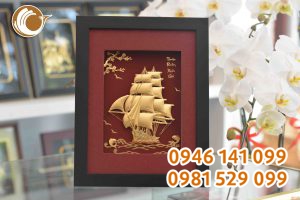 Quà tặng tranh thuyền buồm vàng lá 24k- quà tặng khai trương ý nghĩa