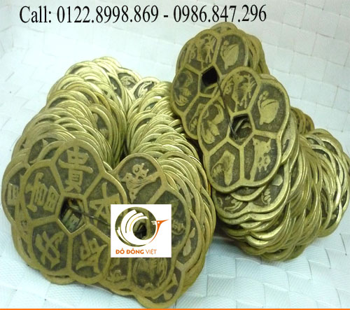 Tiền xu hoa mai 5 cánh dk 5cm đồng giá 50k/ đồng Tiền xu hoa mai 5 cánh dk 5cm đồng giá 50k/ đồng