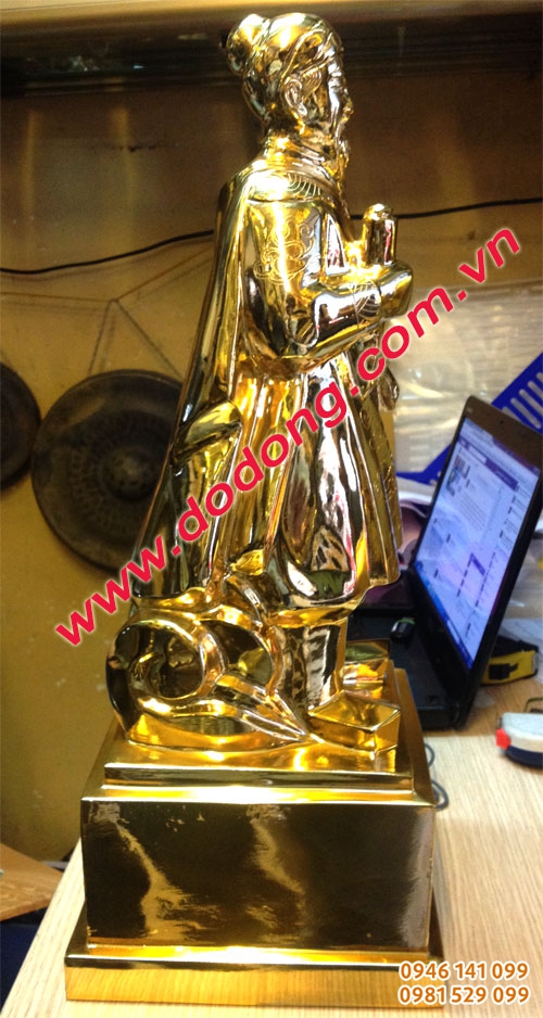 Tượng trần hưng đạo 50cm mạ vàng