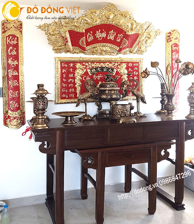 Mẫu trang trí bàn thờ cuur huyền thất tổ trong gia đình