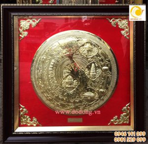 Tranh trống đồng trang trí nội thất gia đình sang trọng
