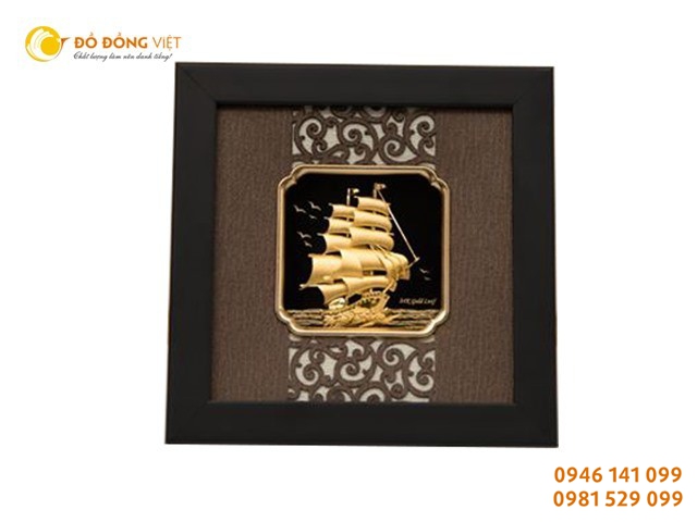 Tranh thuận buồm xuôi gió dát vàng