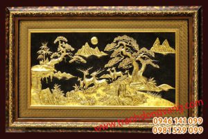 Tranh tùng lộc phong thủy bằng đồng