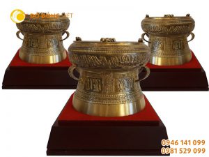 Trống đồng quà tặng bán trống đồng lưu niệm thu nhỏ