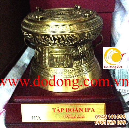 giá trống đồng đúc 13cm