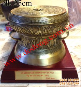 Trống đồng đông sơn đk 25cm