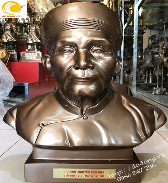 Bức tượng chân dung hoàn chỉnh