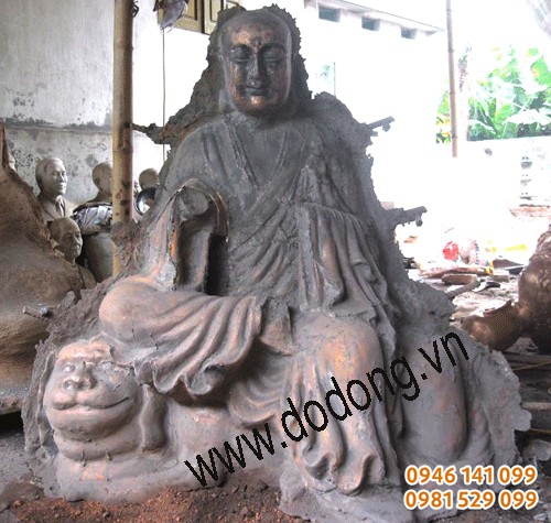 nhận đúc tượng địa tạng bồ tát