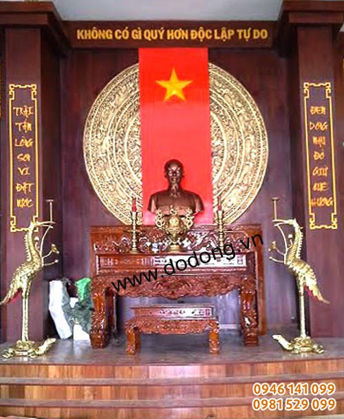 đền thờ tp phan thiết chân dung bác hồ đồng đỏ