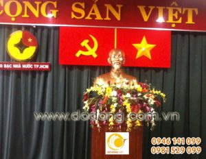 Tượng bán thân chủ tịch Hồ chí minh bằng đồng